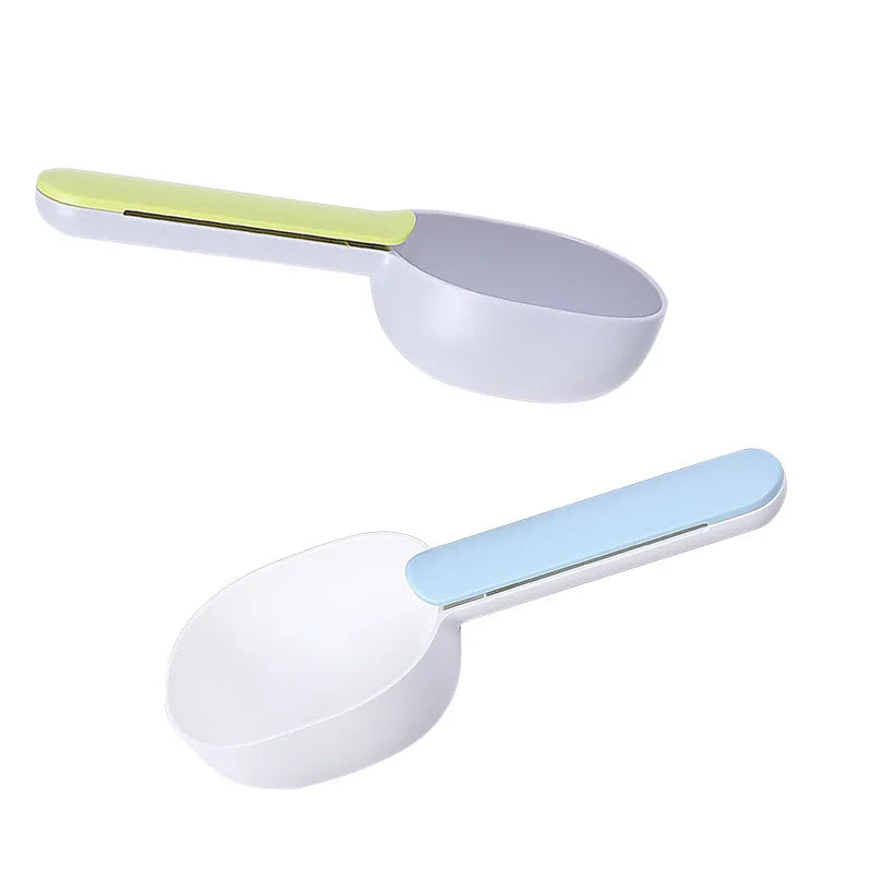 Pet Food Scoop & Clip - Accurate Measuring