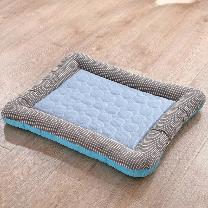Cooling Pad Bed for Pets – Summer Ice Silk Mat