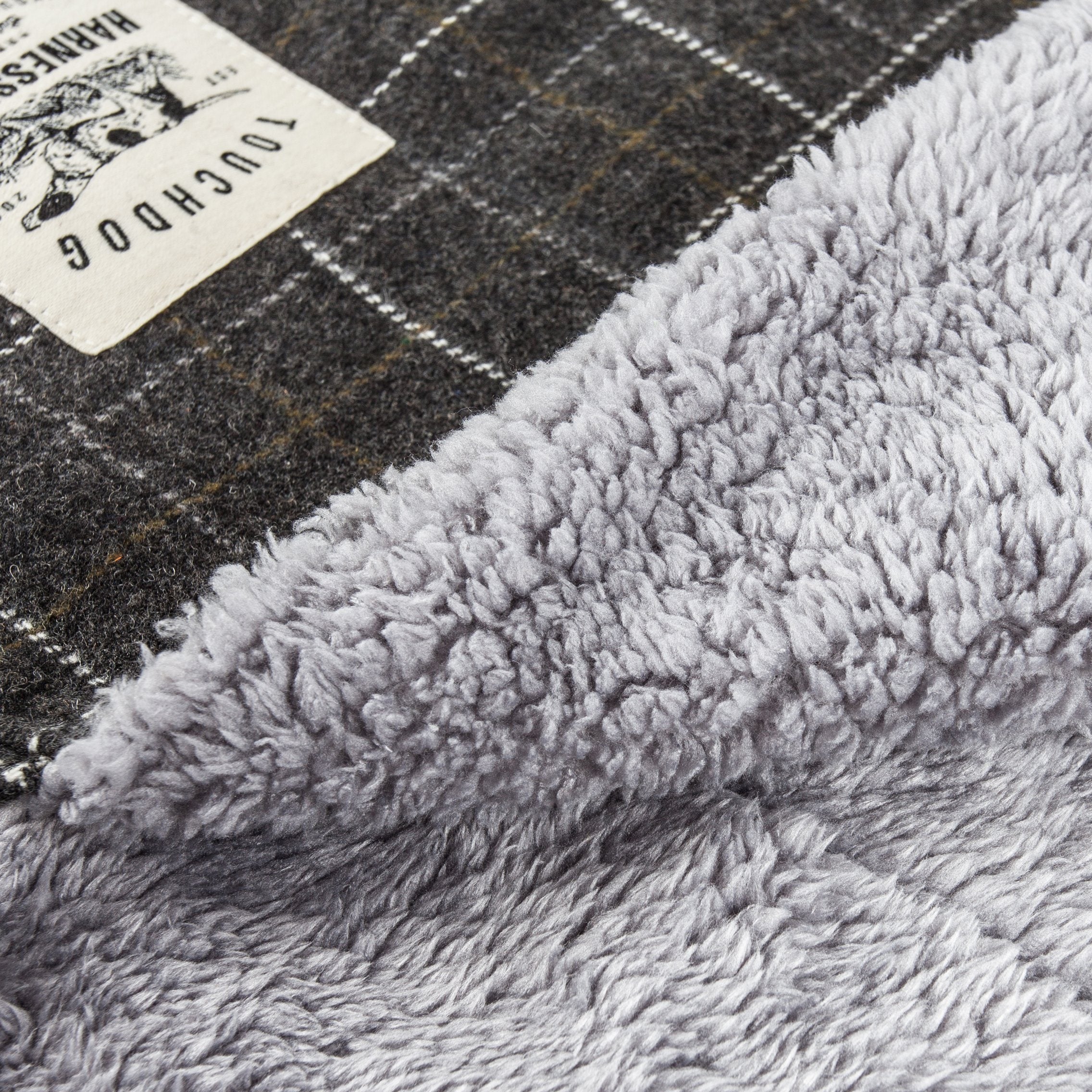 Touchdog ® 2-In-1 Windowpane Plaid Dog Jacket and Matching Reversible Dog Mat