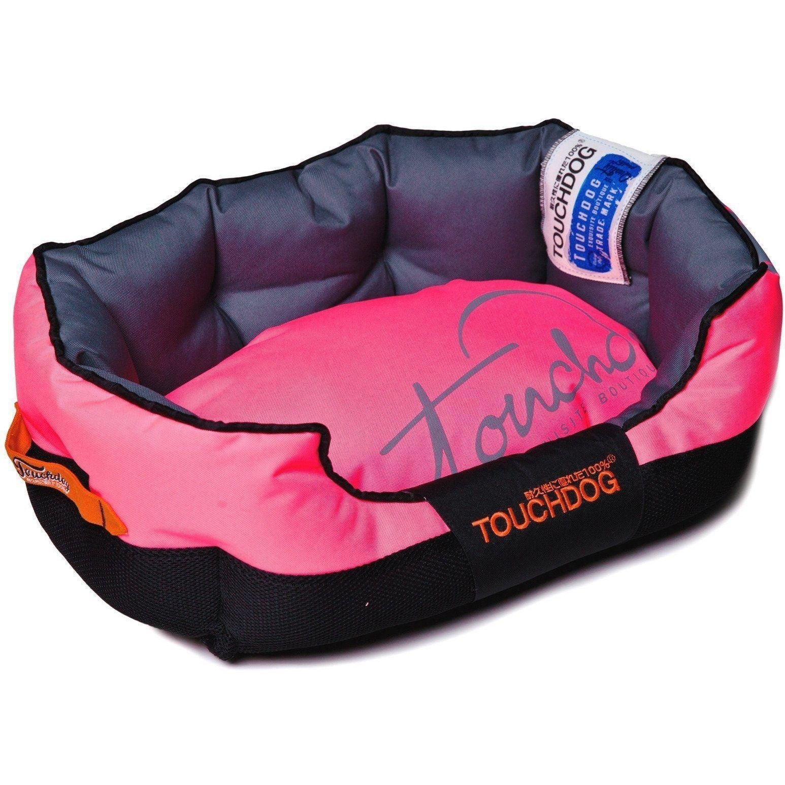 Touchdog ® 'Performance-Max' Sporty Reflective Water-Resistant Dog Bed