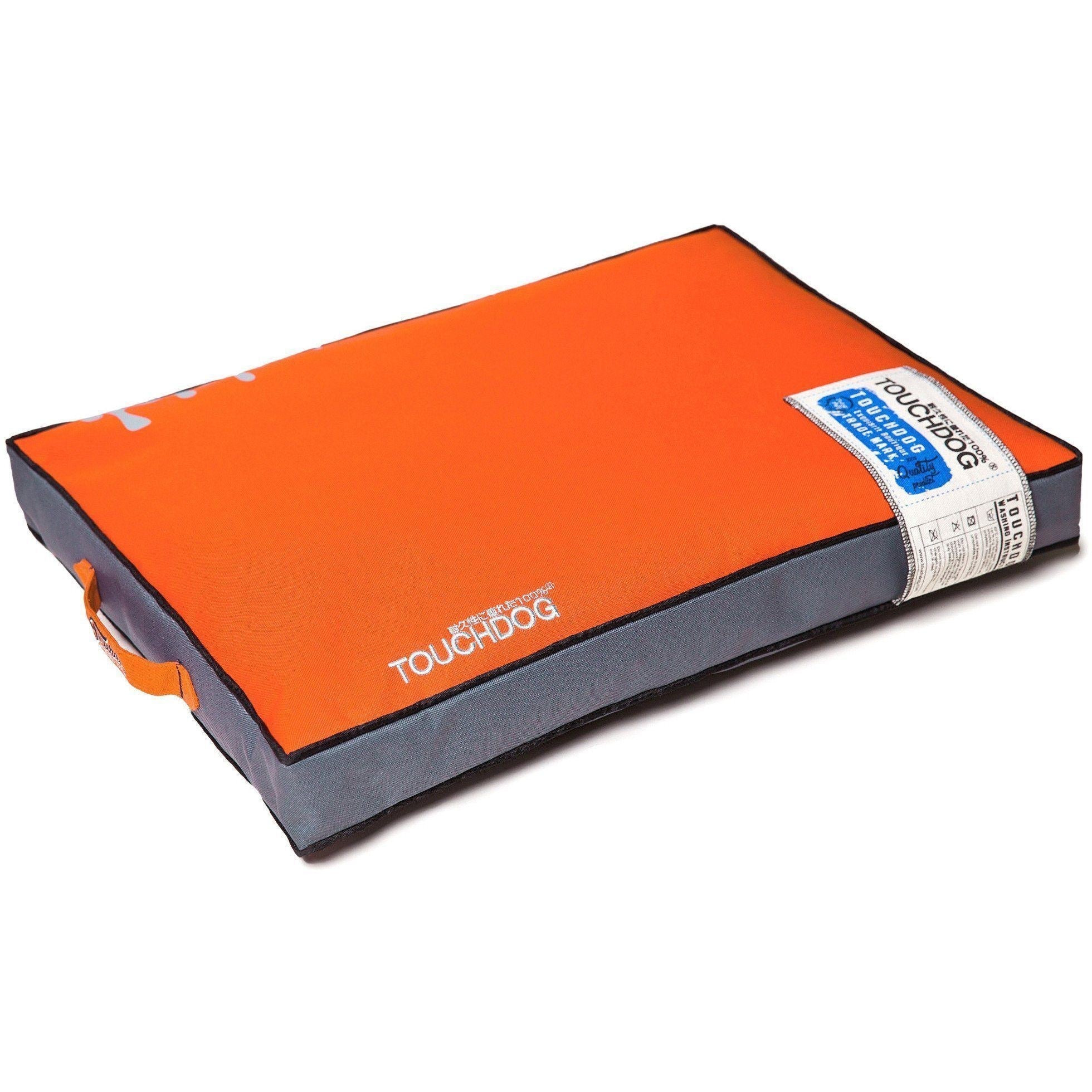 Touchdog ® 'Surface-Control' Thick Cushioned Sporty Water-Resistant Dog Mat Bed