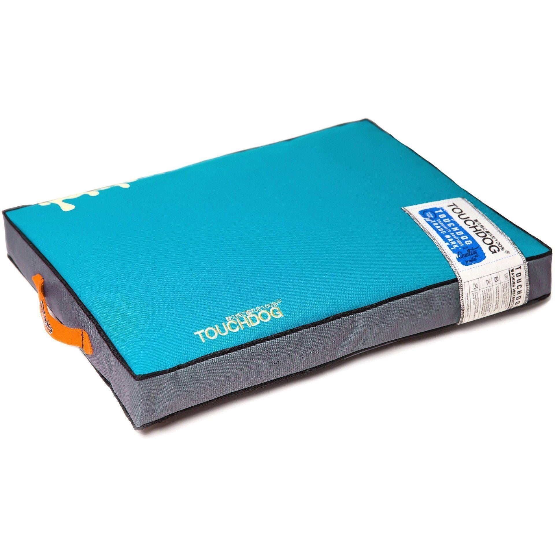 Touchdog ® 'Surface-Control' Thick Cushioned Sporty Water-Resistant Dog Mat Bed